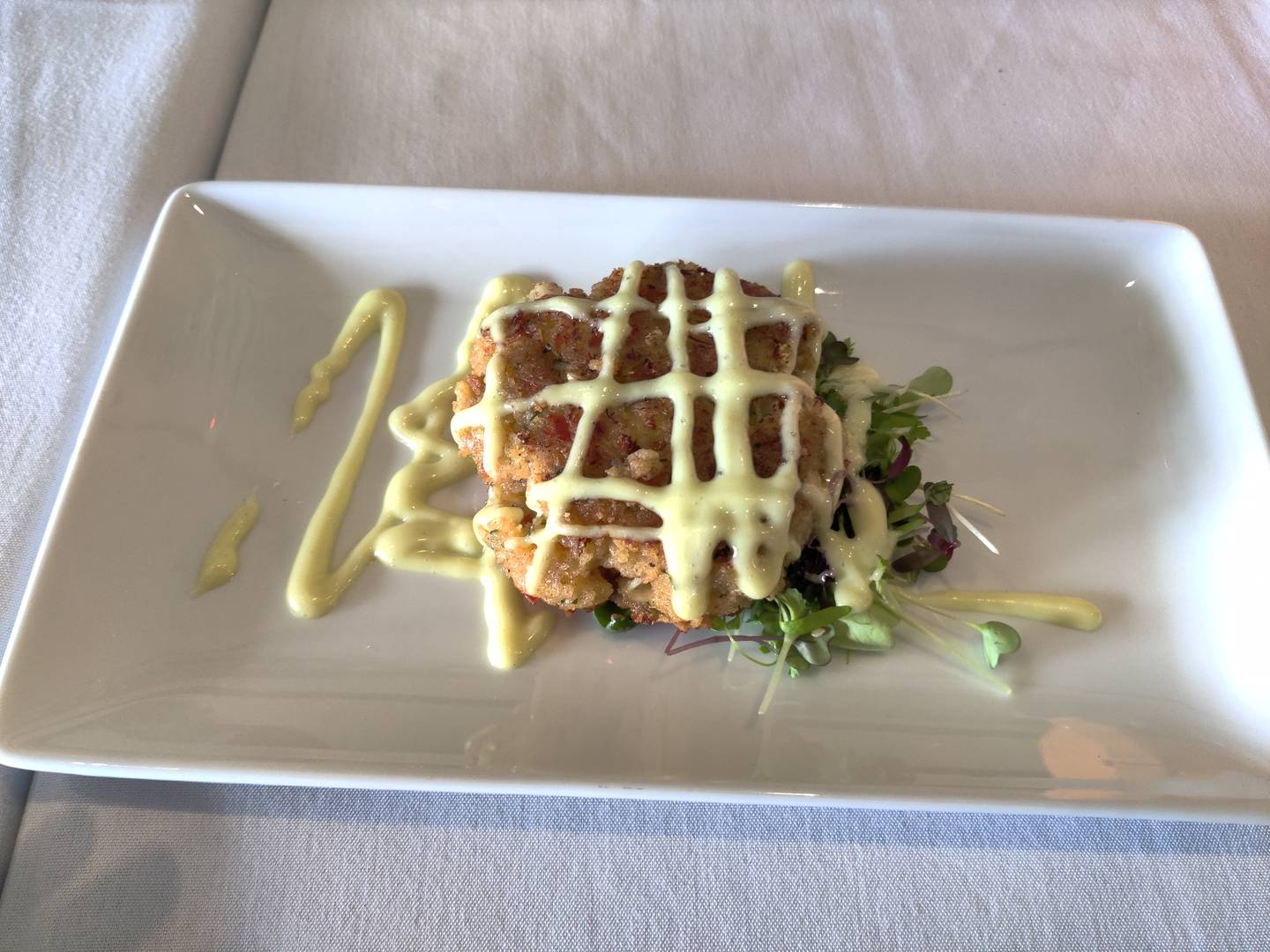 Crab cake at E & S Fish Company in St. Charles