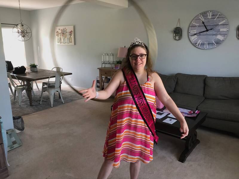 Gloria Fisher, 29, of Crystal Lake, will attend the Miss Amazing Summit on July 28, 2022, in Nashville, Tennessee. She and her mother, Yvet Fernandez, of South Elgin, are raising funds to help cover the cost.