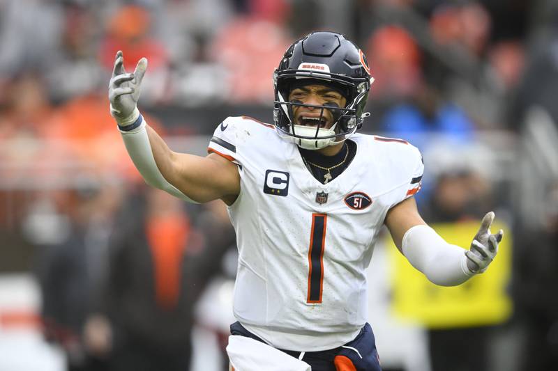 Chicago Bears quarterback Justin Fields reacts after an incomplete pass in the first against the Cleveland Browns in Cleveland, Sunday, Dec. 17, 2023.