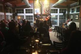 Experience live music in Starved Rock Country
