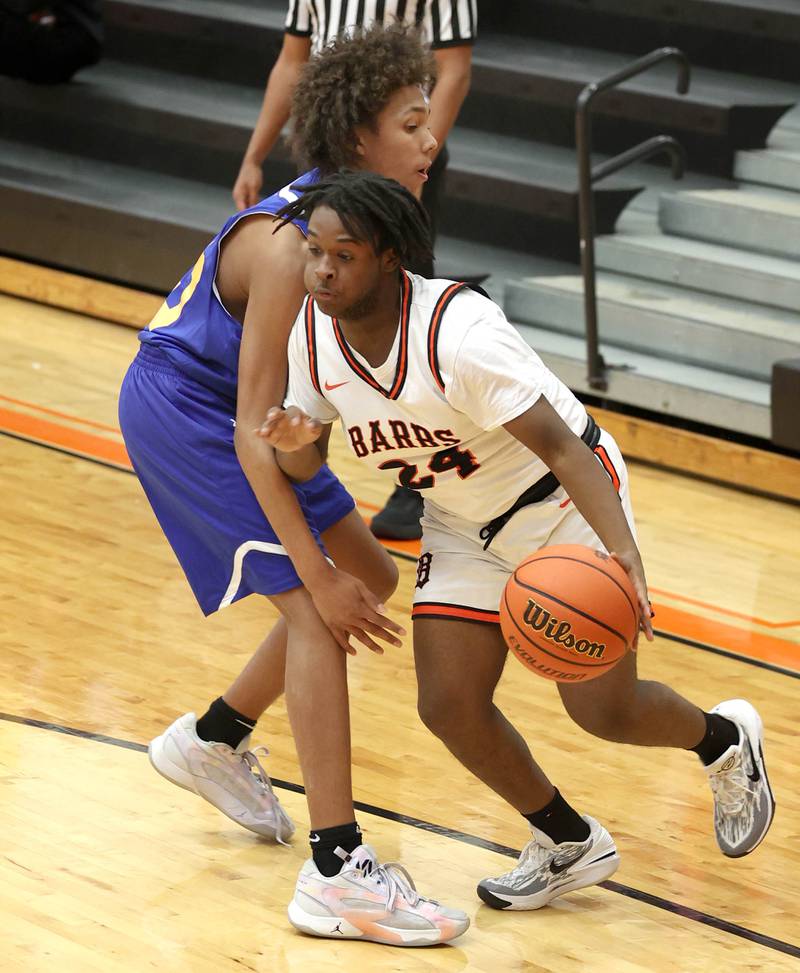 Boys basketball Billy Miller, DeKalb bench roll past Roosevelt Shaw