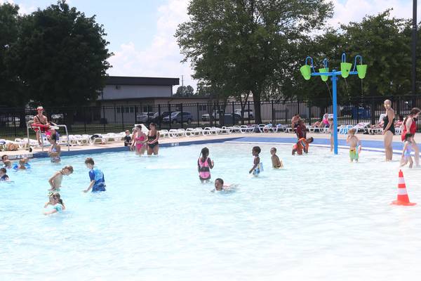 Weather delays Ottawa pool opening to May 30