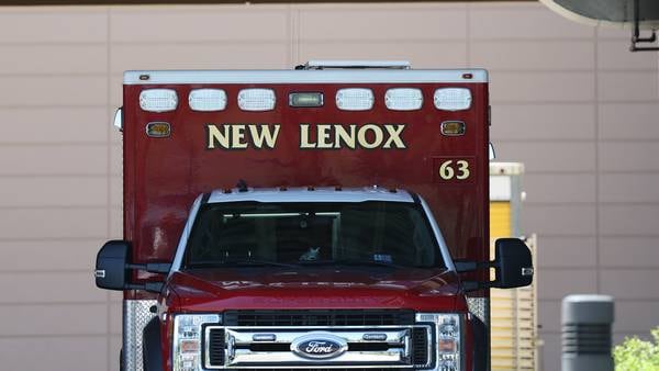 New Lenox driver dies after crash with U.S. Postal Service van
