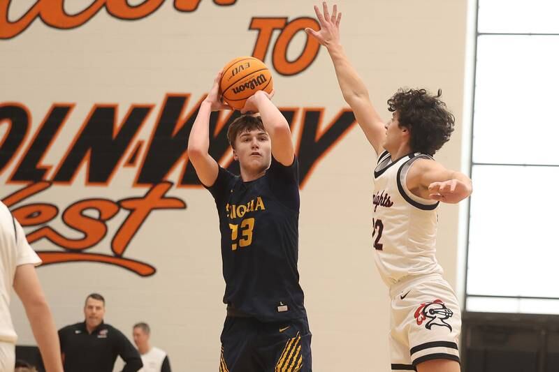 Neuqua Valley’s Cole Kelly takes the outside shot against Lincoln-Way West on Saturday, Feb. 1, 2025.