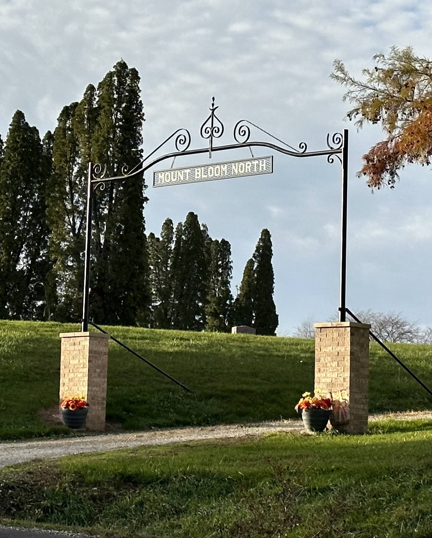 The final project initiated by Tiskilwa’s Friends of Mount Bloom, the north entrance gateway, was completed in 2023.