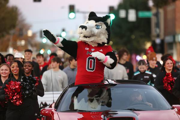 5 things to do in DeKalb County: Genoa Harvest Fest, NIU Homecoming parade & party
