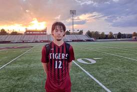 Boys soccer: Defenses shine as Plainfield North, Romeoville play to scoreless draw
