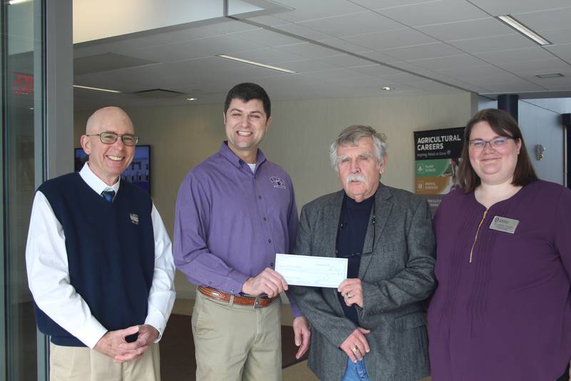 Daryle Wragge of Wenona recently made his second $1,000 donation to the Illinois Valley Community College agriculture program. Wragge (center) is joined by IVCC President Jerry Corcoran (left to right) and ag program co-coordinators Willard Mott and Jennifer Timmers. Wragge made the gift at IVCC’s Jan. 26 Agriculture Job and Internship Fair. The first-time fair exceeded expectations by attracting 17 businesses and about 50 students.
