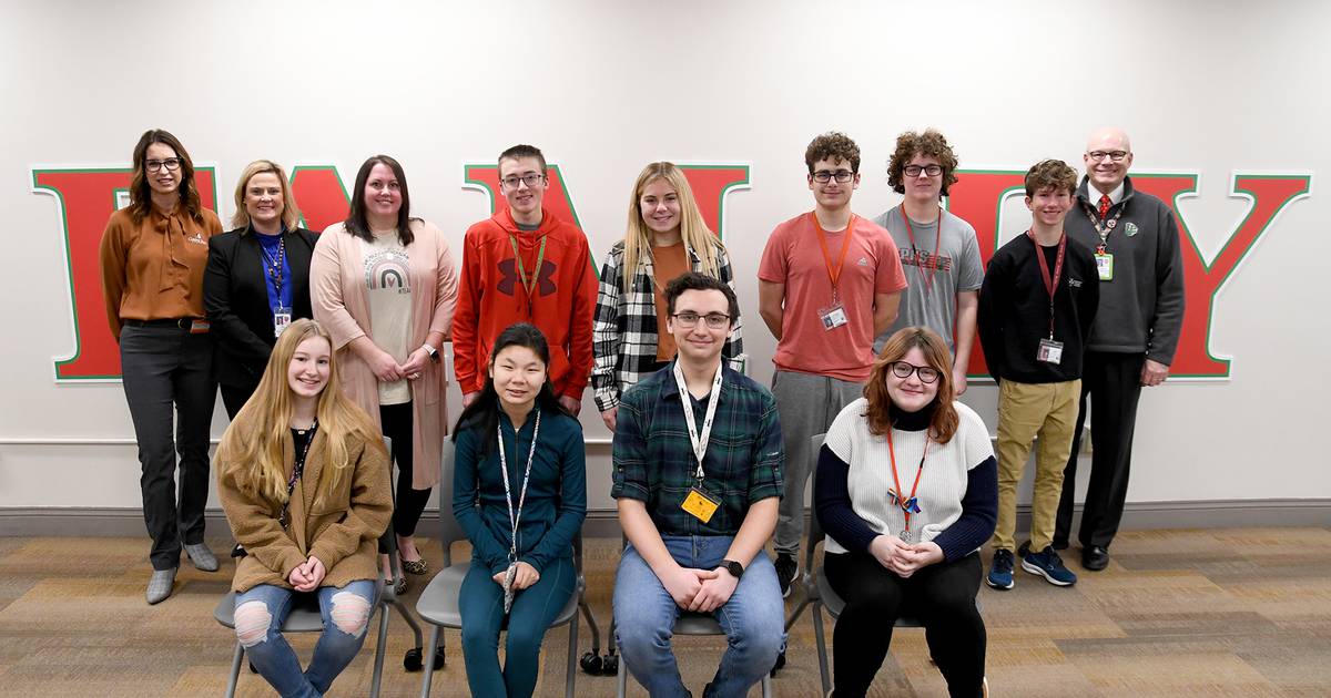 La SallePeru High School recognizes Renaissance students of the month