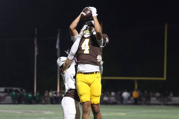 Quentin Burrell, Israel Abrams among CCL/ESCC football players named to 2025 IHSFCA All-State team