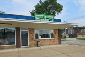 Streator locals to reopen West Side Cafe