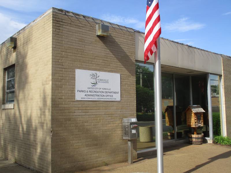 The former post office building at 201 W. Hydraulic St. in downtown Yorkville is home to the city's Parks and Recreation Department. The city plans to sell the property for redevelopment. (Mark Foster -- mfoster@shawmedia.com)