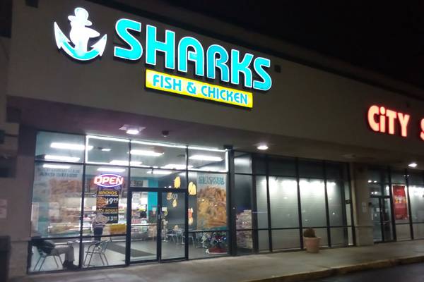 Sharks Chicken and Fish could include beer and wine at 2 new Joliet locations