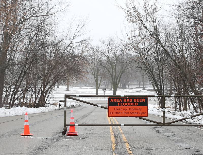 The lower parking lot at Starved Rock closed on Friday, Jan. 26, 2024, at Starved Rock State Park. All of the Bald Eagle programs that were scheduled to happen at the Visitors Center were moved to Starved Rock Lodge. The Illinois River is predicted to rise above flood stage and crest on Sunday.
