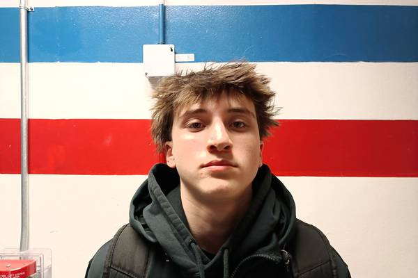 Riverside-Brookfield shakes off early cold shooting, rallies at Glenbard South for eighth straight win