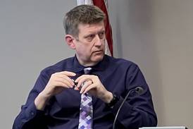 Pay raise OK’d for Sycamore City Manager