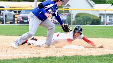 Hall baseball to rely on experience, pitching