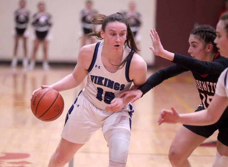Geneva’s Cassidy Arni drives toward the basket during the Class 4A Schaumburg Supersectional against Barrington on Monday, Feb. 27, 2023.