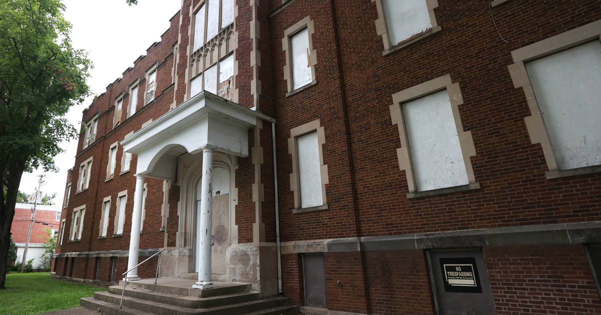 Vote to reject plans for former St. Mary’s Hospital building in DeKalb fails