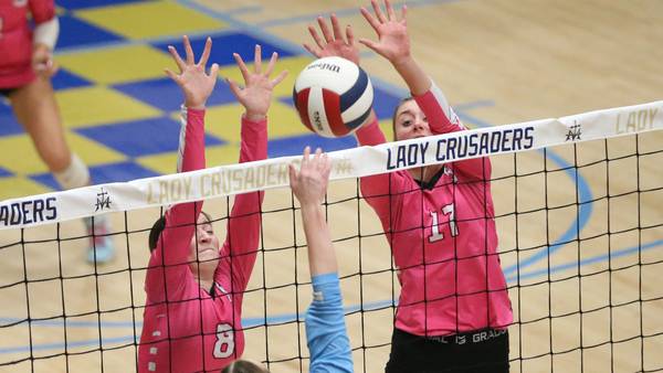 Photos: Serena volleyball beats Marquette in straight sets