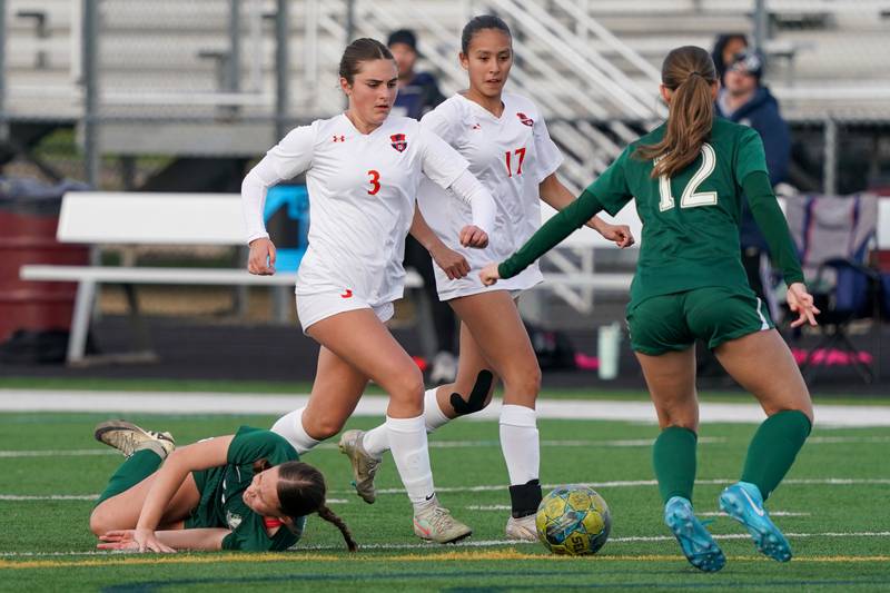Oswego’s Mane Brolley (3) plays the ball against Bartlett during a soccer mach in the Plainfield Classic  at Plainfield North High School on Tuesday, April 15, 2025.