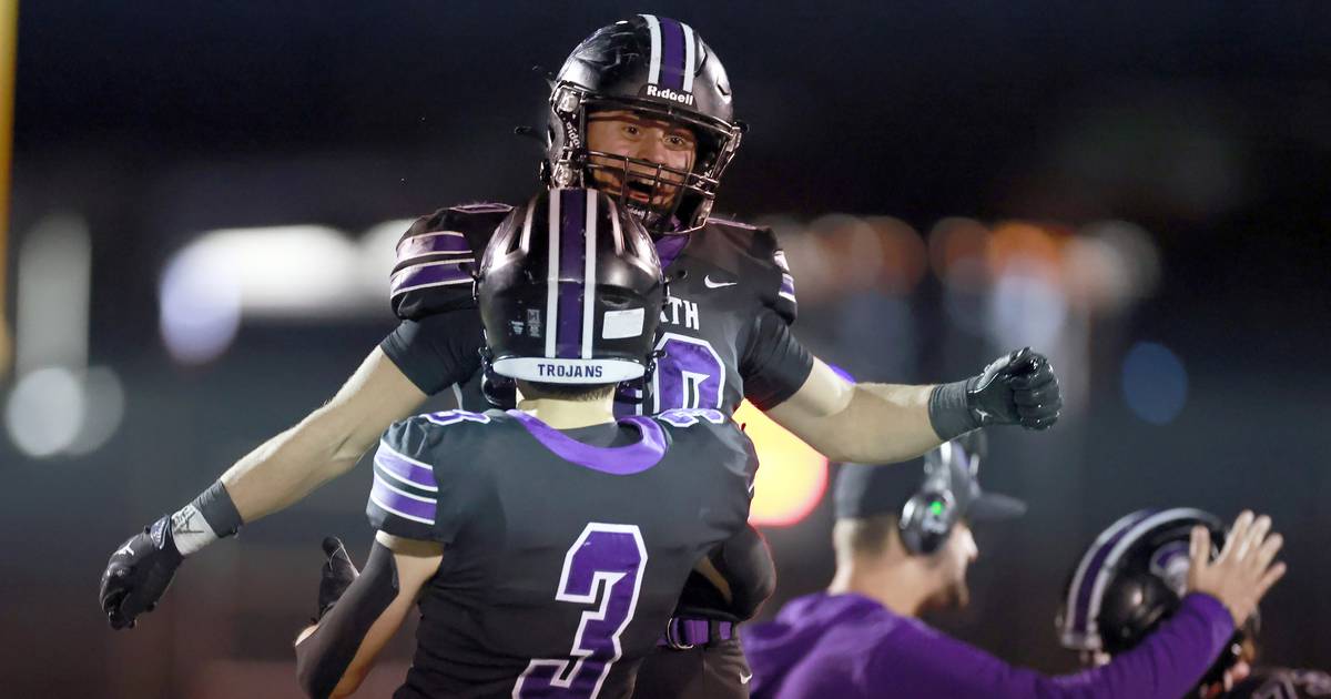 Downers Grove North, behind stellar defensive effort, defeats Prospect to return to Class 7A second round