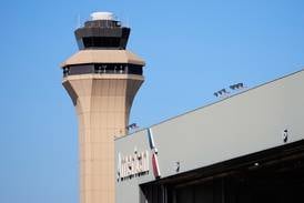 Flight delays persist as government shutdown leads to air traffic controller shortages