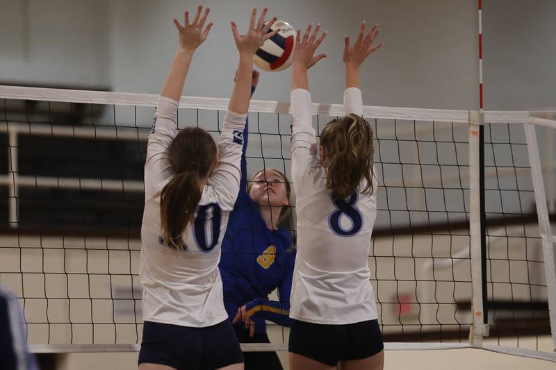 Joliet Central’s Alyssa Flood stretches for a shot against Plainfield South on Thursday, Sept. 7, 2023 in Joliet.