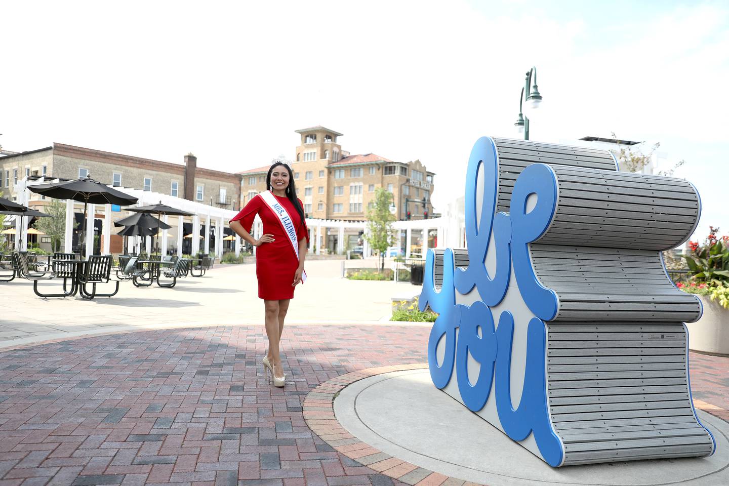 St. Charles resident Alicia Manzanares was crowned Mrs. Illinois American 2024 June 15, 2024. Alicia will represent Illinois in the Mrs. American pageant in Las Vegas on Aug. 27, 2024. She intends to use this platform to further highlight her long-standing commitment to education advocacy.