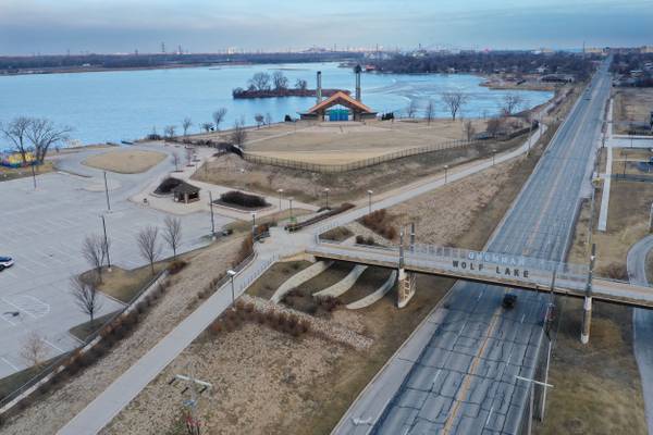 NFL focuses on fate of Bears stadium as the legislative clock ticks