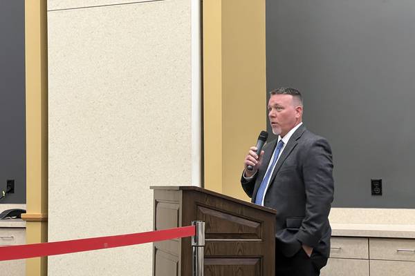DeKalb County administrator hire backs out of job 