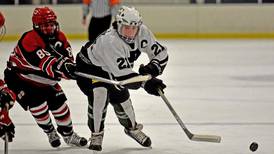 High school hockey: Marist stops Crystal Lake South in Blackhawk Cup quarterfinals