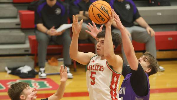L-P shakes off slow start to pull away from Dixon for nonconference win