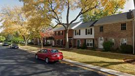 Condominium sells in Hinsdale for $500,000