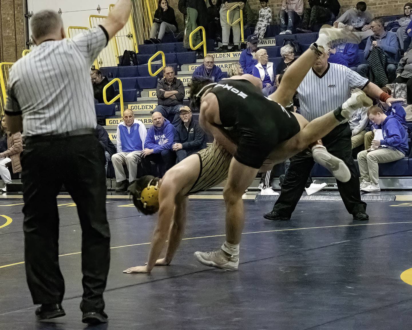 Dixon's Steven Kitzman (right) controls Sterling's Gage Tate during their 170-pound title bout at the 44th annual Carson DeJarnatt Tournament on Saturday, Dec. 3, 2022 at Musgrove Fieldhouse in Sterling.