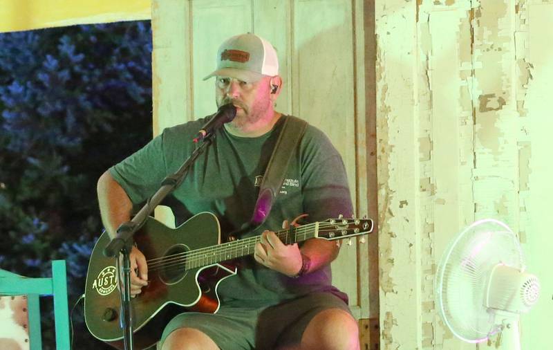 Austin Edwards performs on Saturday, Sept. 13, 2025 during the Boots, Brews and BBQ event in Oglesby.
