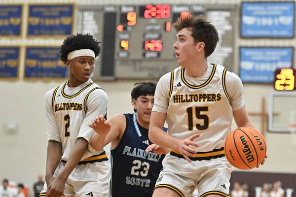 Joliet Catholic edges out Plainfield South after thrilling fourth quarter finish