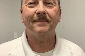 Bradley seeks new fire chief
