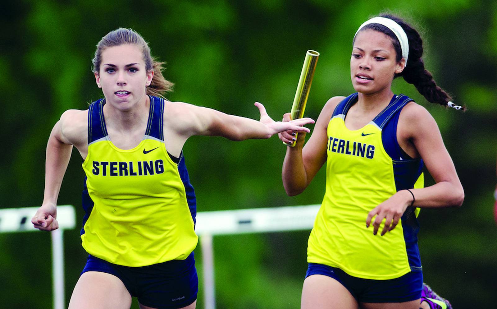 Smooth handoffs paramount to relay runners Shaw Local