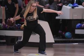 Sycamore's Munch commits to Augustana for bowling