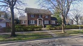 Sale closed in La Grange: $925,000 for a single-family home