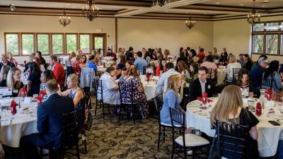 Chamber celebrates new Yorkville teachers with welcome breakfast 