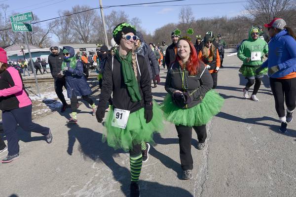 5 Things to Do: SOB 5K Run in Yorkville, ‘The Odyssey: A Comedy, Mostly’ in Oswego this weekend