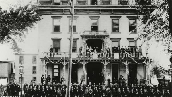 A piece of Dixon history: The distinguished guests of the Nachusa House