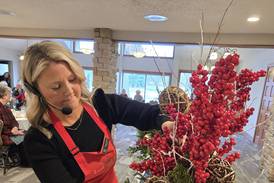 Kankakee Kultivators enjoy holiday luncheon