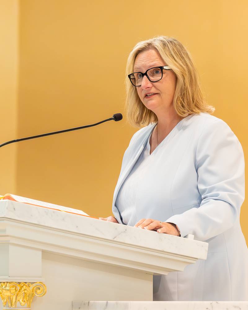 Illinois Valley Community College President Dr. Tracy Morris speaks at the 2026 Marquette Academy Graduation Ceremony on May 24, 2026 at St. Columba Church in Ottawa.
