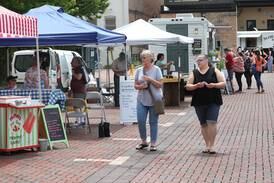 It’s farmers market season in DeKalb as shoppers flock for goods ‘from my farm to your table’