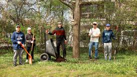 Celebrate spring at Downers Grove Park District’s April events