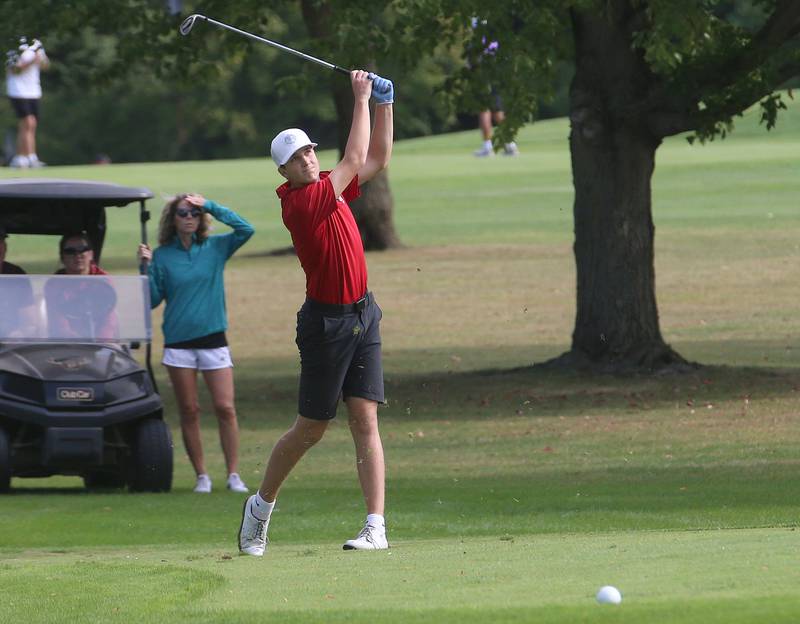 Henry-Senachwine's Landon Harbison tees off on the 6th hole during the Class 1A Regionals on Wednesday, Oct. 1, 2025 at Deer Park Golf Club in Oglesby.