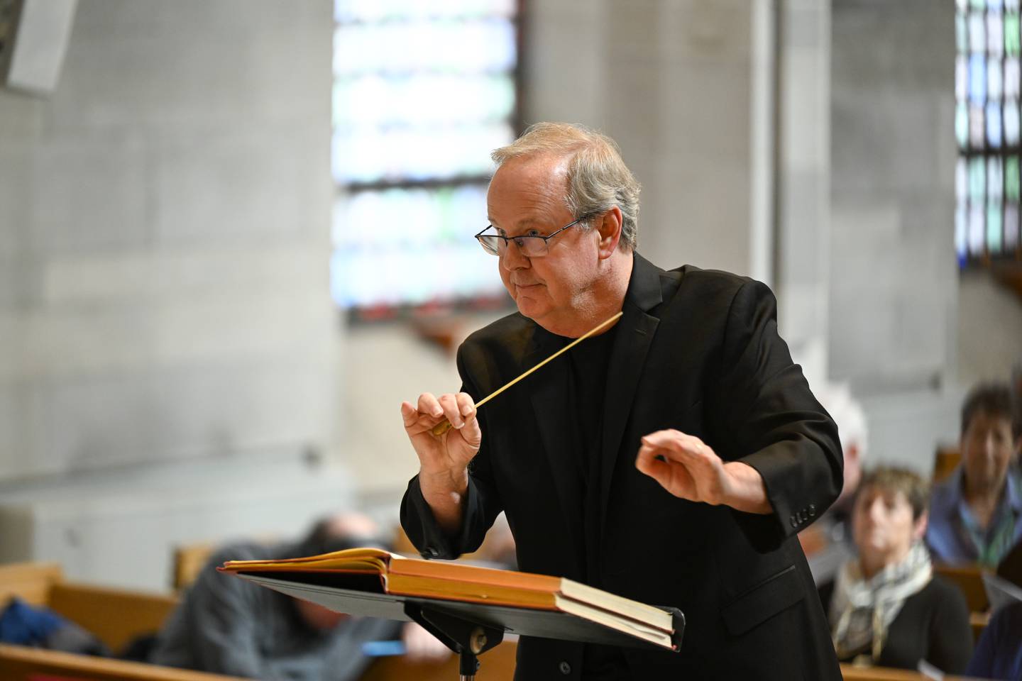 The St. Charles Singers, led by founder and music director Jeffrey Hunt (shown), will open its 41st concert season in October with “Time to Explore,” a program that illuminates how classical composers have availed themselves of folk melodies.